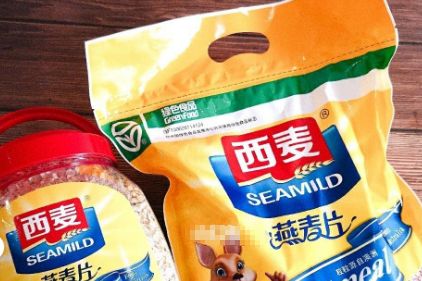燕麦片分装怎么做:日期标签、干湿分离与库存顺序 燕麦片分装怎么做:日期标签、干湿分离与库存顺序